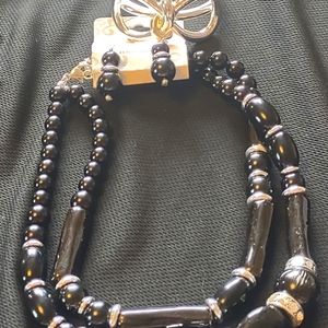 Necklace and earring set.